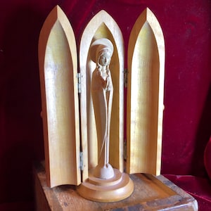 Vintage Wooden Mary Shrine: Hand-Carved Religious Decor