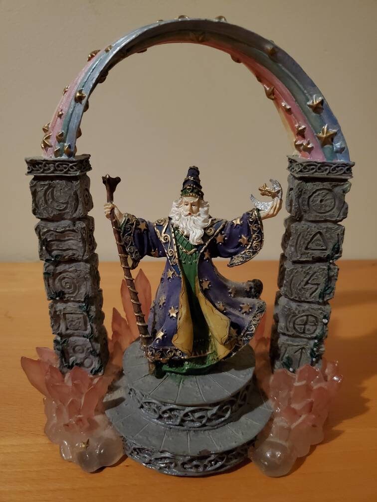 Home Décor Statues Resin Wizard Statue 1 Magical Fantasy Decor