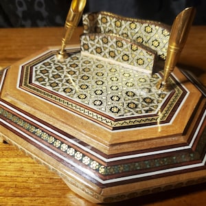 Vintage Islamic Geometric Inlaid Wood Pen Holder with Brass Pens – Handcrafted Desk Accessory