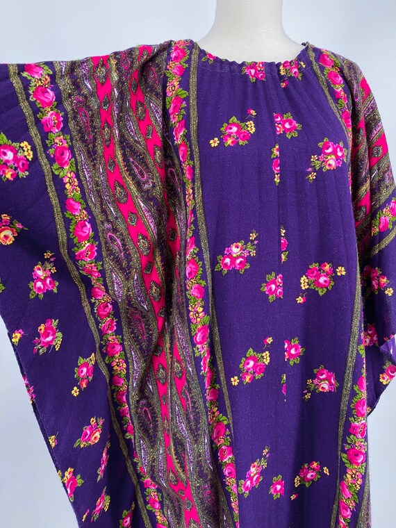 Vintage 70s Psychedelic Day-Glo Purple Pink Baby … - image 4