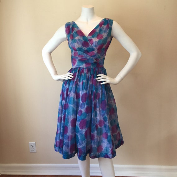 Vintage 1950s 1960s Blue and Magenta Print Chiffo… - image 2