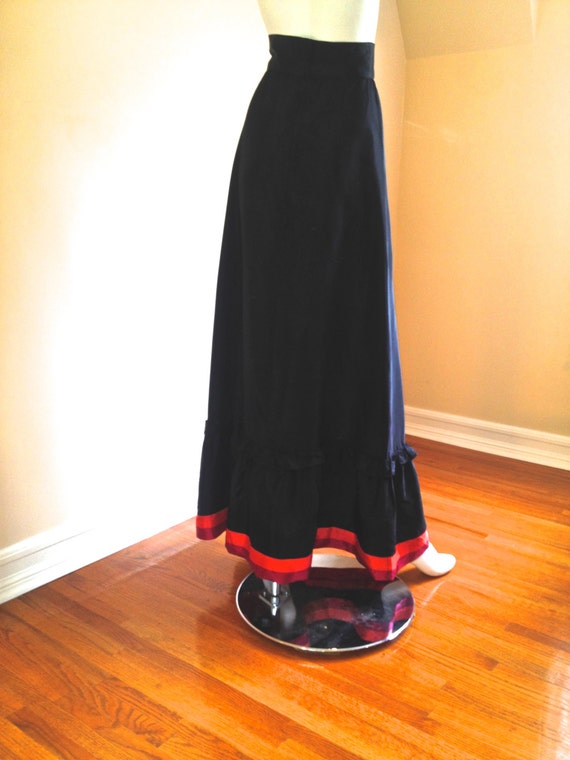 Vintage 1970's Black Maxi Skirt with Pink & Magen… - image 2