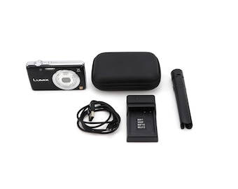 Panasonic Hdc-sd60:high Definition Video Camera HDMI - W/charger