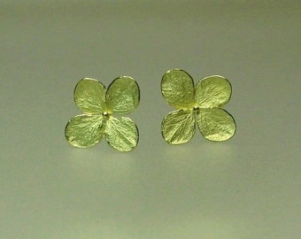 Floral Earrings, Gold Flower Earrings, Hydrangea earrings, 18k Gold, Botanical Stud Earrings, Post Earrings, Made to Order