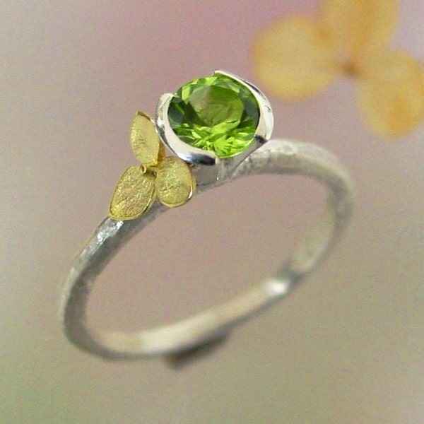 Peridot Stacking Ring, Botanical Peridot Ring, Sterling Silver, 18k Gold, Floral August Birthstone, Made to Order