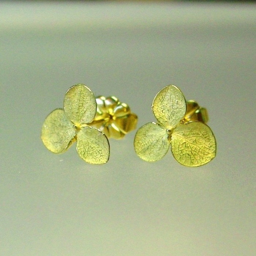 Flower Earrings, Small Gold Stud Earrings, 18k Yellow Gold Hydrangea Earrings, Post Earring