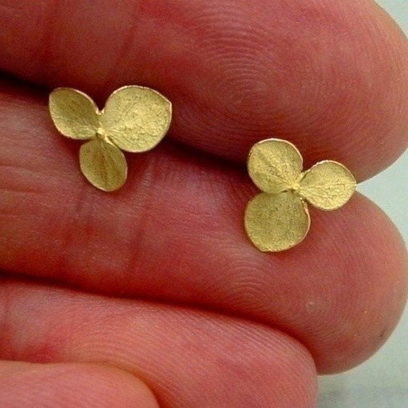 Flower Earrings, Small Gold Stud Earrings, 18k Yellow Gold Hydrangea Earrings, Post Earring, Small Flower Earrings, Made to Order image 5