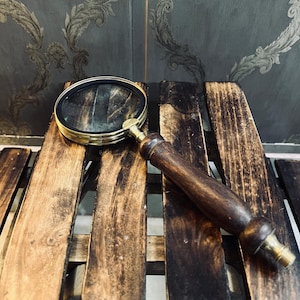 Antique Brass Magnifying Glass: Vintage Maritime Decor, 8.5&quot;