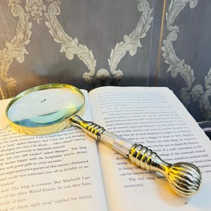Vintage Lupe mit massivem Messing mit Perlmutt