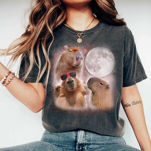 Capybara With The Moon Shirt, Three Capybara Vintage Graphic Shirt, Capybara Lover Gift, Cute Capybara Shirt, Funny Capybara, Capybara Gift