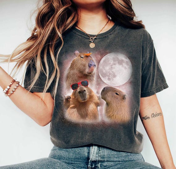 Capybara With The Moon Shirt, Three Capybara Vintage Graphic Shirt, Capybara Lover Gift, Cute Capybara Shirt, Funny Capybara, Capybara Gift