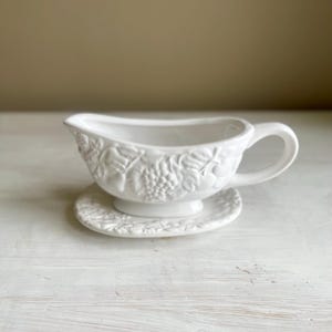 Gravy Boat with Plate by WCL China - Grape Pattern Gravy Boat - Vintage Gravy Boat
