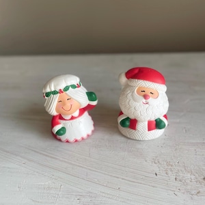 Vintage Hallmark Santa & Mrs Claus Salt and Pepper Shakers | Christmas Salt and Pepper Shaker | Vintage Christmas | Hallmark Christmas
