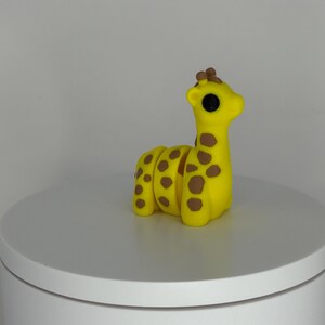 Giraffe fidget toy