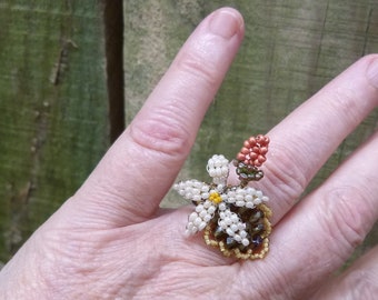 Handmade in France  Fleur d'oranger  Beaded ring