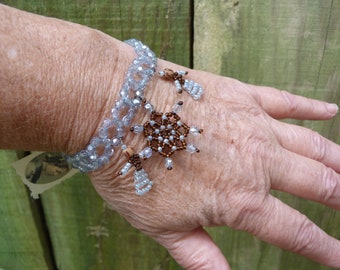 Folk  handmade soft blue glass beadwork bracelet Made in France