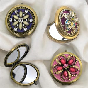 Vintage Pocket Mirror, Pocket Mirror, Makeup Mirror, Handbag Mirror With Magnification, Wedding Favors , Gift For Her, Wedding Gift