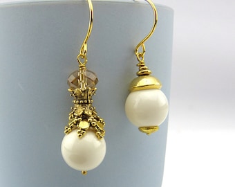 Pendientes asimétricos * Perla Swarovski™ blanca elfo, chapado en oro, elegante, delicado, sin níquel, pendientes festivos, cristal, regalo