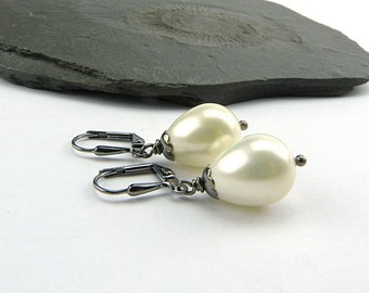Pearl Drop Earrings. White shell pearl with gunmetal elements. Lovely and timeless jewellery. Shimmering white pearl and contrasting black.