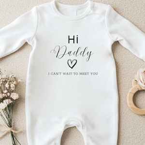 Hi Daddy Baby Grow, Pregnancy Announcement Baby Bodysuit New Dad Surprise Gift, Pregnant Reveal Baby Vest, Hi Dad Babygrow