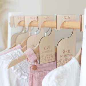 Séparateurs de garde-robe fleurs, organisation de chambre de bébé, organisateur de penderie de bébé, cintres de fleurs sauvages, décoration de chambre de petite fille (double face)