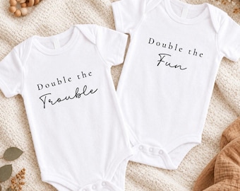 Anuncio divertido de embarazo de gemelos, ropa para anunciar el embarazo de gemelos, ropa a juego para hermanos, ropa para revelar el embarazo de gemelos, doble problema