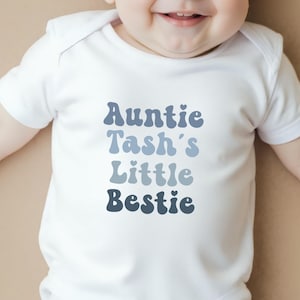 Nephew Baby Grow Gift Retro, Custom Blue Baby Bodysuit from Aunt, Personalised Baby Announcement Clothes for Aunty, Auntie Little Bestie