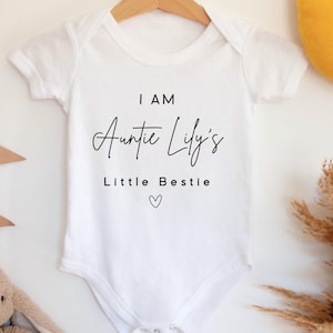 Auntie Baby Grow, Custom Baby Baby Grow With Aunty Name, Personalised Baby Announcement Clothes Gift for Aunt, Auntie&#39;s little bestie, Khala