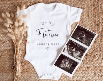 Gepersonaliseerde zwangerschapsaankondiging babyromper, Pregnancy Reveal Baby Grow, Custom Baby Due 2026, Baby coming soon