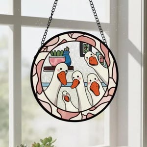 Ręcznie robiony witrażowy łapacz słońca z motywem rodziny gęsi, dekoracja okna