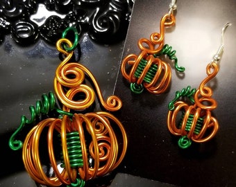 Handmade wire pumpkin pendant and earrings set