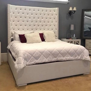 King Size Tufted Bed Luxurious Wingback Tufted Upholstered Bed White Bed with Nickel Nailheads Bedroom Furniture Tufted Headboard