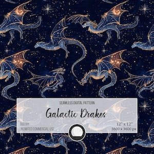 Może przedstawiać: Bezszwowy wzór cyfrowy przedstawiający złote i niebieskie galaktyczne smoki na ciemnoniebieskim tle z białymi gwiazdami. Wzór ma 30,48 cm na 30,48 cm i 3600 pikseli na 3600 pikseli.
