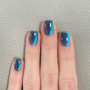 Galaxy Blue Cat Eye Drücken Sie auf die Nägel | Kurze Nägel | Cateye Ballerina Nägel | Minimalismus Nagel