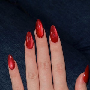 Handmade Red Cat Eye Glitter Nails | Shiny Cherry Red press on nails | Glue on cat eye nails | New Year nails | Valentine&#39;s Nails