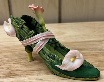 Vintage 1999 Willitts RAINE Collectible Just The Right Shoe Lilly