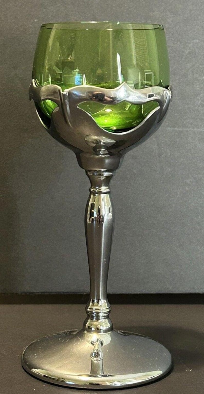 Cambridge Farberware vintage - Cordiales de metal plateado con tallo de vidrio verde imagen 1