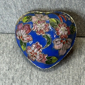 Vintage Blue Cloisonné Porcelain/Metal Heart Trinket Box Beautiful
