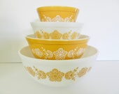 Pyrex Butterfly Bowl Set, 1960s Pyrex Bowls, Gold Pyrex Nesting Bowls, Gold Butterfly Bowl Set, Mixing Bowls