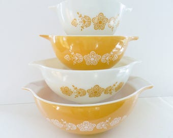 Gold Pyrex Bowls, Butterfly Bowls, Cinderella Bowl Set, Gold Mixing Bowls, Pyrex Set, Gold Butterfly Bowls