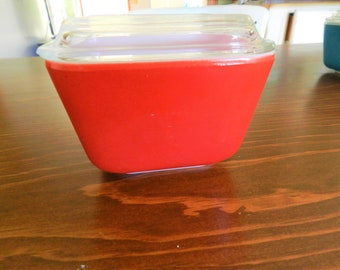 Pyrex Refrigerator Dish, Pyrex Storage Dish, Refrigerator Set, Pyrex Red Storage Dish, Red Pyrex Dish