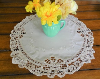 12 Pcs 8" Beige Cotton Handmade Battenburg Lace Crochet Doily Doilies Wedding 12 Pcs 8" Beige Cotton Handmade Battenburg Lace Crochet Doily Doilies Wedding