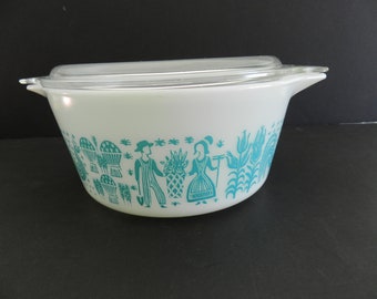 Pyrex Butterprint Round Casserole, Covered Casserole, Turquoise, # 474