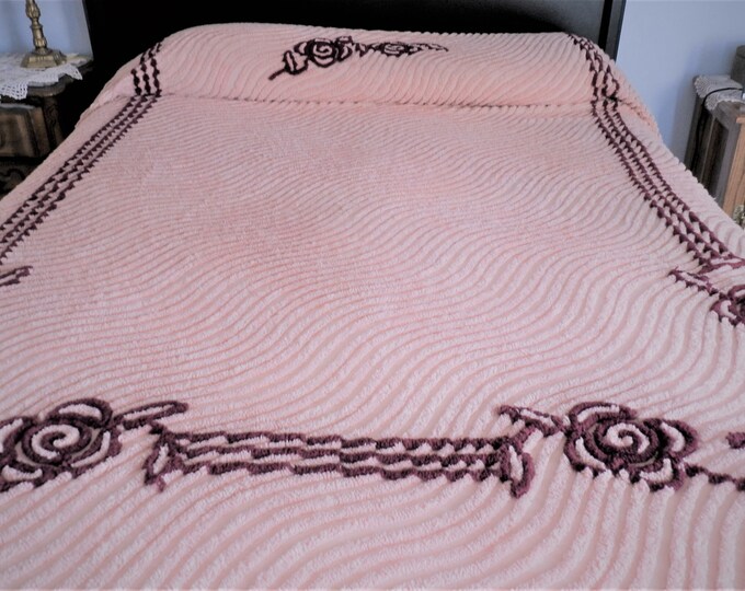 Dusty Pink Chenille Bedspread, Chenille Bedspread, Full Bedspread