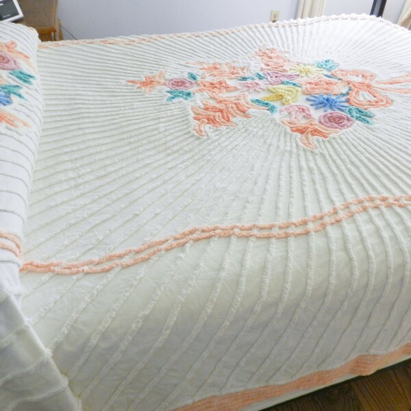 RESERVED FOR JOY Heavy Pristine Vintage Peach Bow Bouquet Chenille Bedspread Full