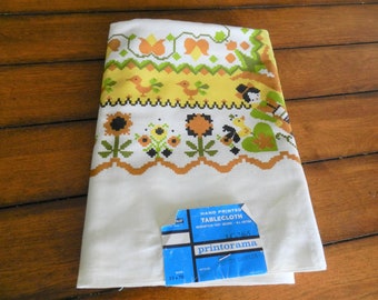 NOS Tablecloth, Printorama Tablecloth, Yellow, Green, Brown, Country Sampler