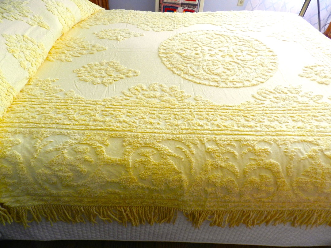 NOS Twin Yellow Bedspread, Cotton Bedspread, Cotton Chenille Bedspread