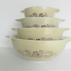 4 pc Pyrex Homestead Bowl Set, Pyrex Bowls, Brown Homestead