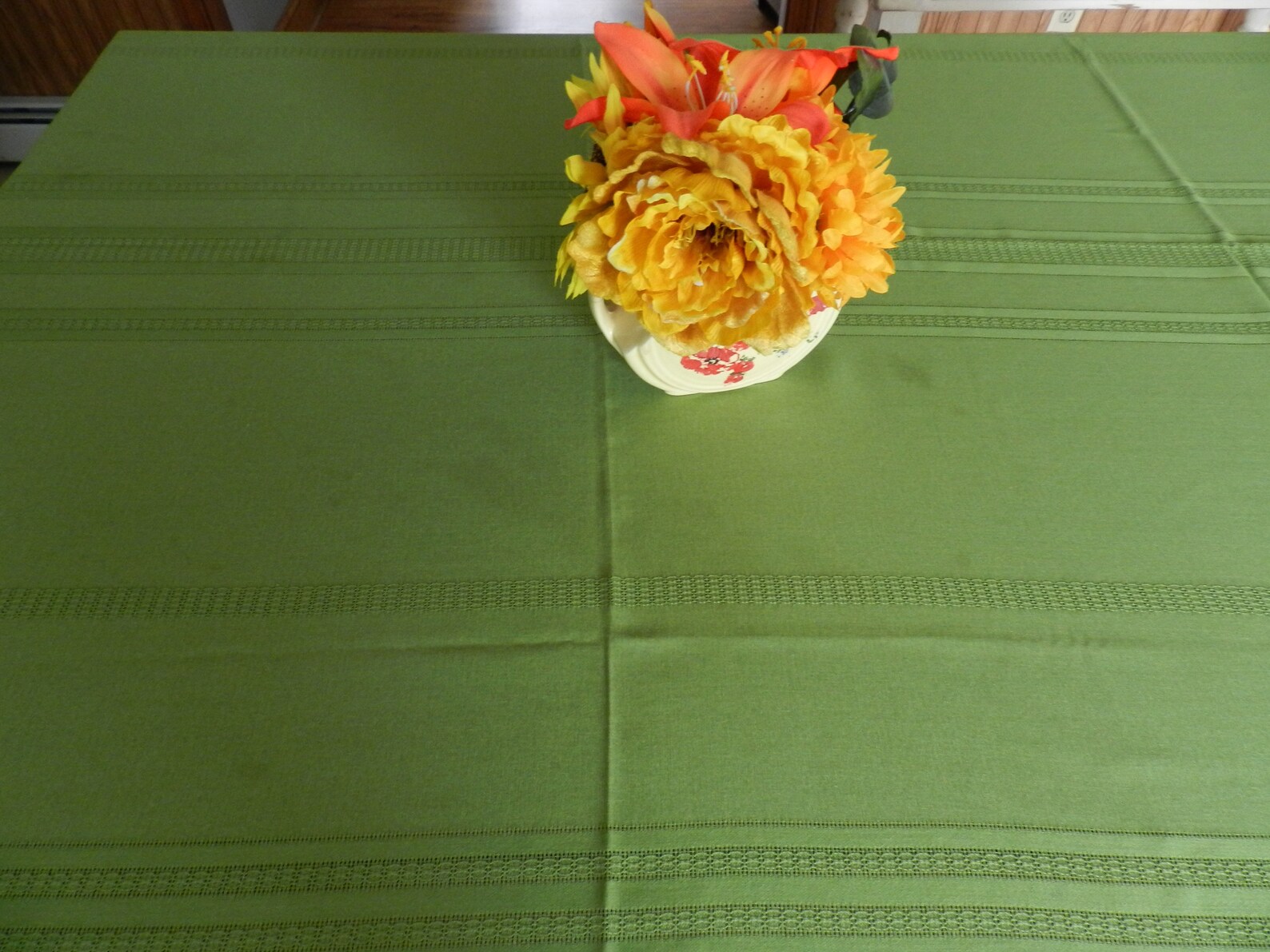 NOS Green Tablecloth Set Tablecloth Napkins Christmas Etsy