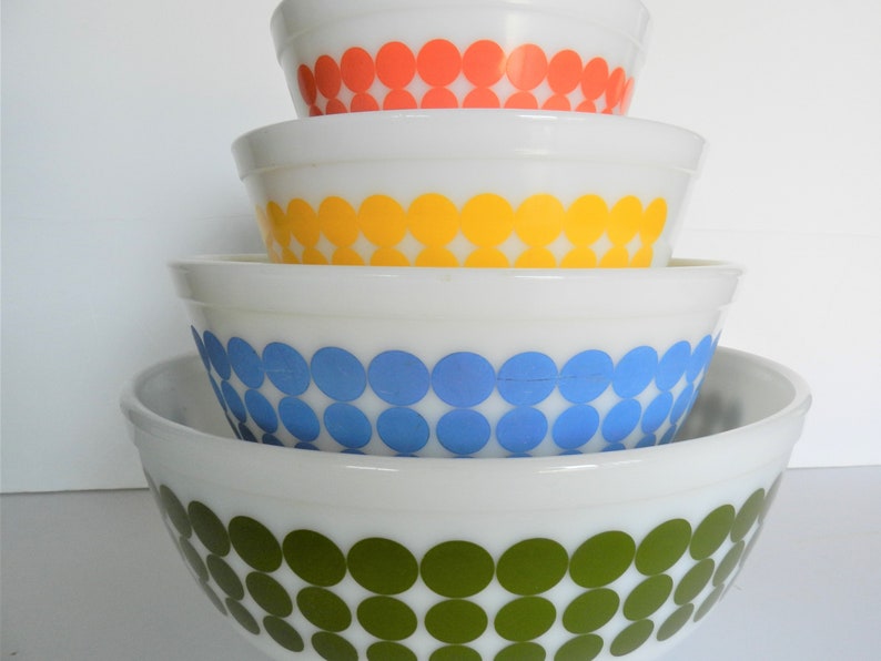 Pyrex Dot Bowl Set, 4 pc Dot Bowls, Nesting Bowls, Retro Kitchen, Pyrex Mixing Bowls, Pyrex Bowl Set image 5